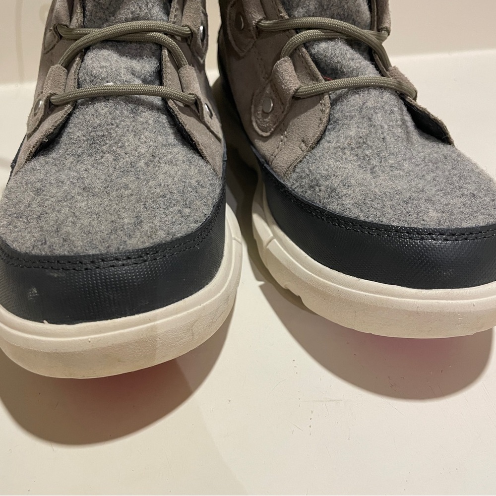 Sorel Explorer II Joan Waterproof Boot 9.5 Grey/Green - Picture 5 of 14